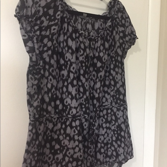 GAP - Size XL - Short Sleeve Top - Picture 1 of 3